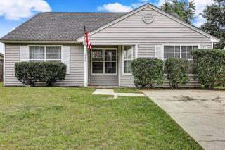 Fenced Yard Lovely at Laurelwood - Savannah - 6