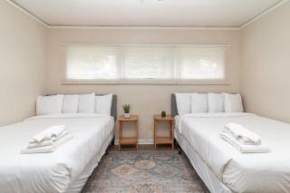 10 Min to Downtown Close to Dining-Boxwood Beauty - Columbus - 0