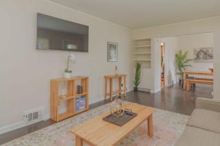 10 Min to Downtown Close to Dining-Boxwood Beauty - Columbus - 8