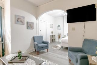 Charming Midtown Apt - Hannon Hideaway Unit B - Mobile - 1