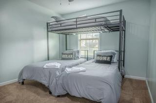 Family-Friendly Near Ft Moore - Lakeside Lodging - Columbus - 2