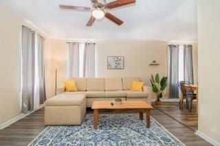 The Delightful Doubles- Unit D- Centrally Located - Columbus - 3