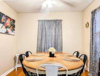 Brick Point Place- 10 Min N of UAH - Huntsville - 9