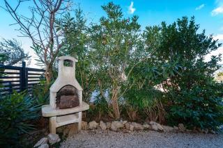 Apartments with parking space Rovanjska, Paklenica - 22989 - 3