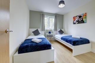 Modern Comfort, 2BR, Ensuite, Parking - Rugby - 8