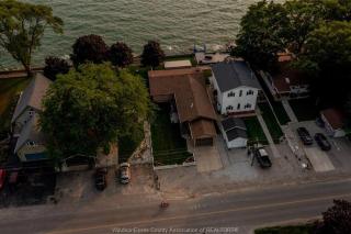 The Driftwood - Hot tub with Lake views - Leamington - 8