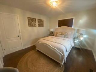 The Driftwood - Hot tub with Lake views - Leamington - 2