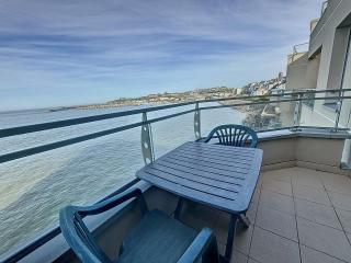 Appartement avec balcon, proche des plages et commerces - FR-1-361-89 - Granville - 2