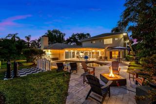 Luxury Cristiano Manor 8BR w Pool - 20 Guests - Largo - 8