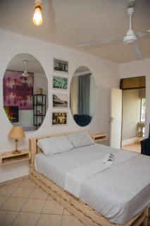 Artist sanctuary in bamburii - Mombasa - 1