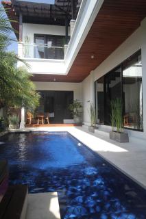 Kedis Bali Villa - Kuta - 9
