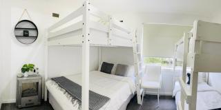 D101 Charming Apartment- Free Parking - 3