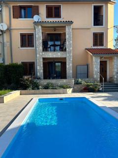 Villa Krasa sea view apartmants with pool - Ližnjan - 9