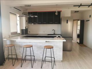 Cozy Apartment with Fireplace - Giroc - 6