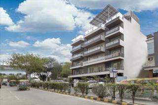 Stepstones Hotels and Inn-DLF PHASE 3 GURGAON - Gurgaon - 5