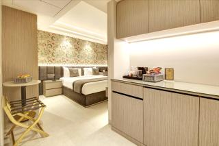 Stepstones Hotels and Inn-DLF PHASE 3 GURGAON - Gurgaon - 4