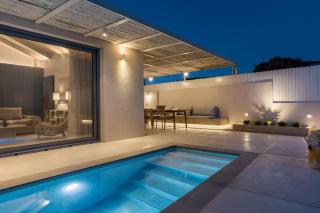 Salty Angel Sea Front Villa - Laganas - 9