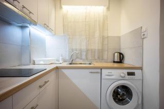 Acropolis Delux 1st FLR Aprt up 4 guests by LODGESPOT - Atene - 6