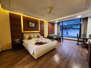 Hotel Royal Ark - Kasauli - Kasauli - 6