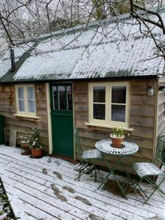 Cabin in the Woods - Ardingly - 6