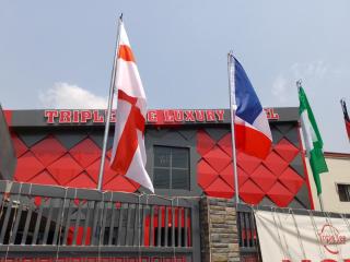 Tripletee luxury hotel - 0