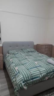 Spacious one bedroom flat w/ parking - 0