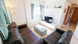 Spacious Ground Floor Apartment, Free WiFi, Patio, AC - Sucina - 9