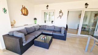 Spacious Ground Floor Apartment, Free WiFi, Patio, AC - Sucina - 8