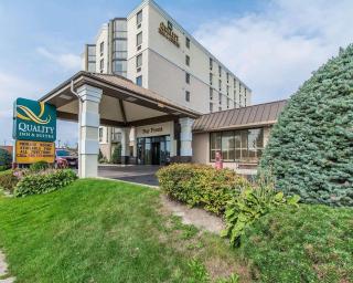 Quality Inn & Suites Bay Front - Sault Ste. Marie - 0