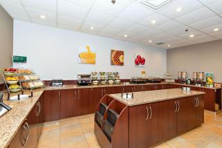 Quality Inn & Suites - Val-dʼOr - 6