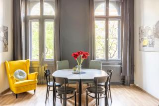 Cozy & Nostalgic Budapest Style Apartment in the Center - Budapest - 1