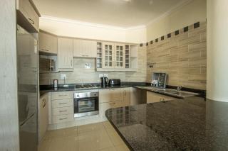 Saints View Resort Unit 25 - Uvongo Beach - 3