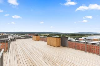 Clean and Modern - 25 Min to Oslo City & OSL - 5