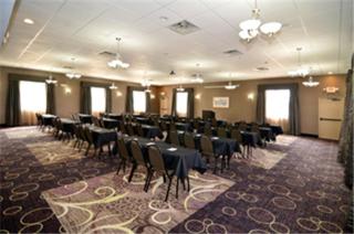 Best Western Plover-Stevens Point Hotel & Conference Center - Plover - 1