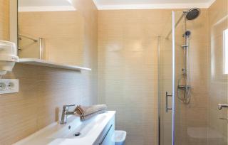 3 Bedroom Lovely Home In Barbariga - 1