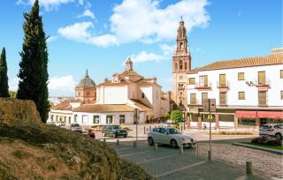 2 Bedroom Beautiful Home In Carmona - Carmona - 9