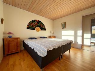 Sea & Mountain View 3 Bedroom - Leynar - 2