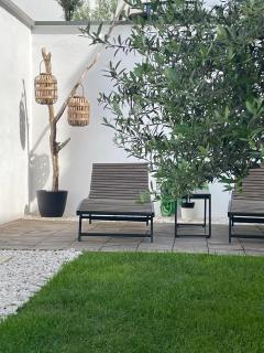 Great outdoor living steps away from the beach - Sutivan - 4