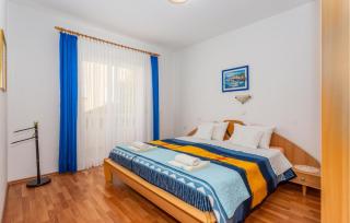 Gorgeous Apartment In Rab With Kitchen - Rab - 5