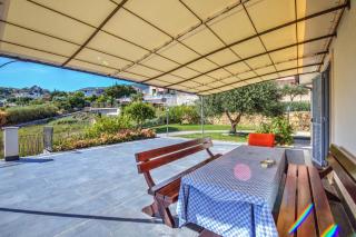 Villa Lucia Riviera dei Fiori Pool - Happy Rentals - Sanremo - 9