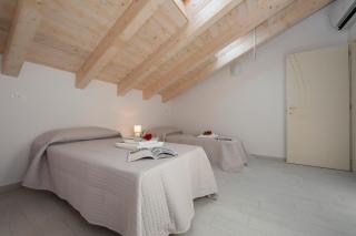 Silver Lake Apartment - Happy Rentals - Angera - 5