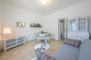 Casa Al Caprifoglio 600m From Beach - Happy Rentals - Ispra - 1
