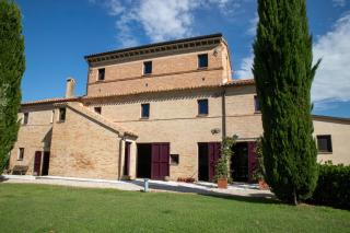 Villa Gelso - Tenuta esclusiva con piscina, sauna e vista panoramica - Belvedere Ostrense - 6