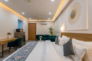 White Moon Apartments - 5