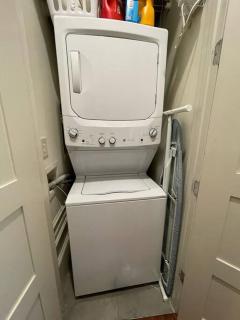 Downtown Condo*Balcony*River*Pet Friendly*Beach - Wilmington - 1