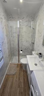 Appartement moderne et contemporain, Wifi, 2 pers - Pau - 4