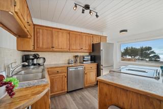 Treasure Hideaway - Manzanita - 3