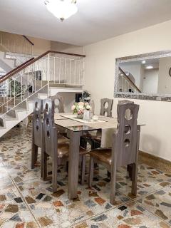 Casa con piscina privada en Cali, cerca a Cosmocentro - Cali - 1