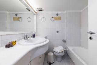 Spacious Nest 2bd apartment next to Acropolis - Athens - 3
