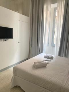 Boutique Via Veneto Apartment by SupaStays - Roma - 8